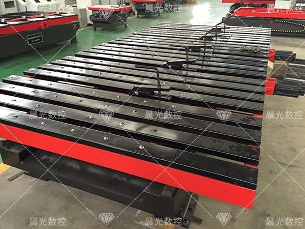 如何讓數(shù)控送料機(jī)防凍？