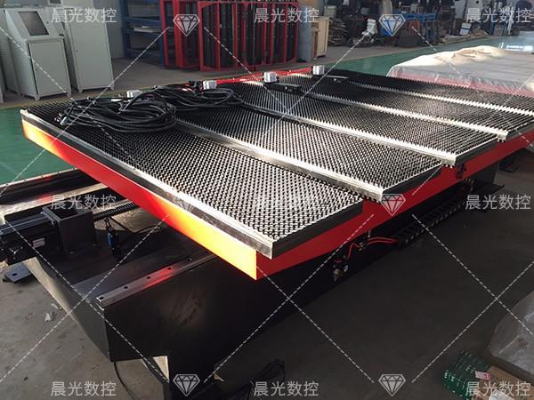 數(shù)控送料機(jī)在保養(yǎng)時應(yīng)該注意哪些問題？